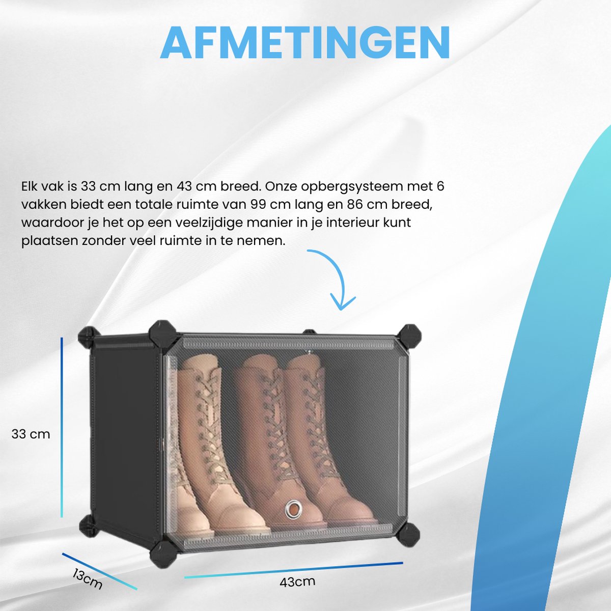 Zwarte opbergkubus met 4 bruine laarzen erin. Afmetingen: 33 cm hoog, 13 cm diep, 43 cm lang.