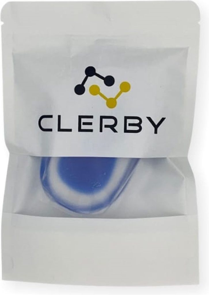 Een transparant zakje met het Clerby logo, met daarin twee gel-hielcupjes met een blauw ovaal.